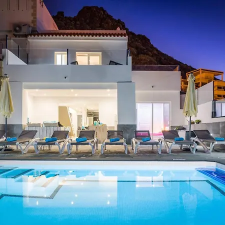 Villa Del Conde By *